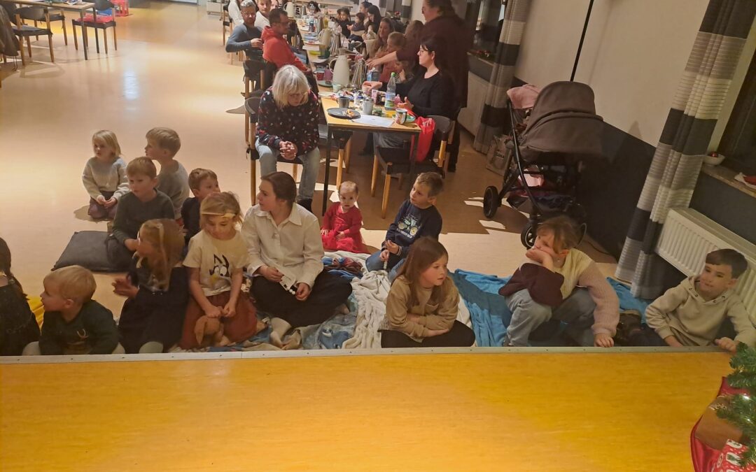 Der Nikolaus kam ins Dorfhaus